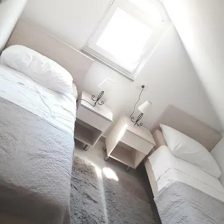 Zilic Apartmán Dugi Rat